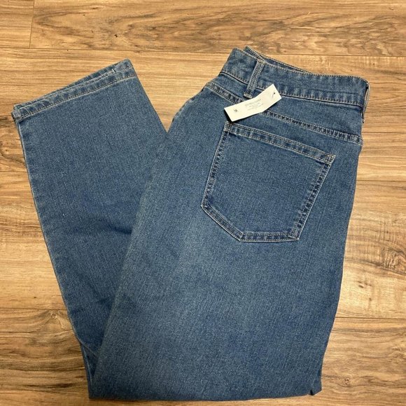 No Boundaries NOBO High Rise Mom Jeans Midwash Woman Size 13 Stretch Denim GUC - Picture 1 of 4